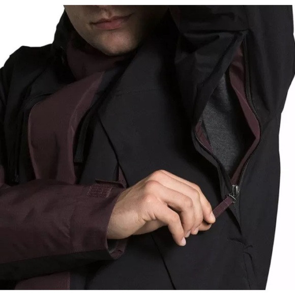 The North Face Jackets & Coats The North Face Mens Goldmill